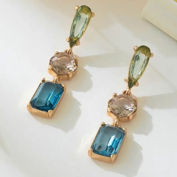 Anthropologie Jewelry - Statement drop earrings N787